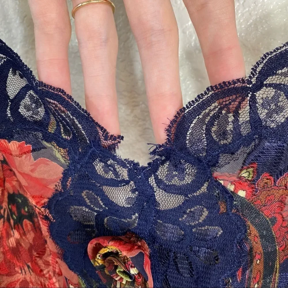 Vintage 80’s Victoria’s Secret Gold Label Navy & Red Floral Paisley Slip Chemise